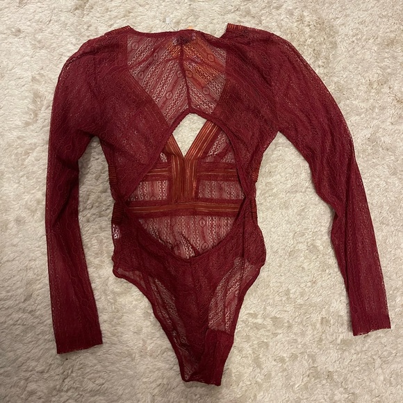 That’s So Fetch Valeria body suit - Picture 2 of 3